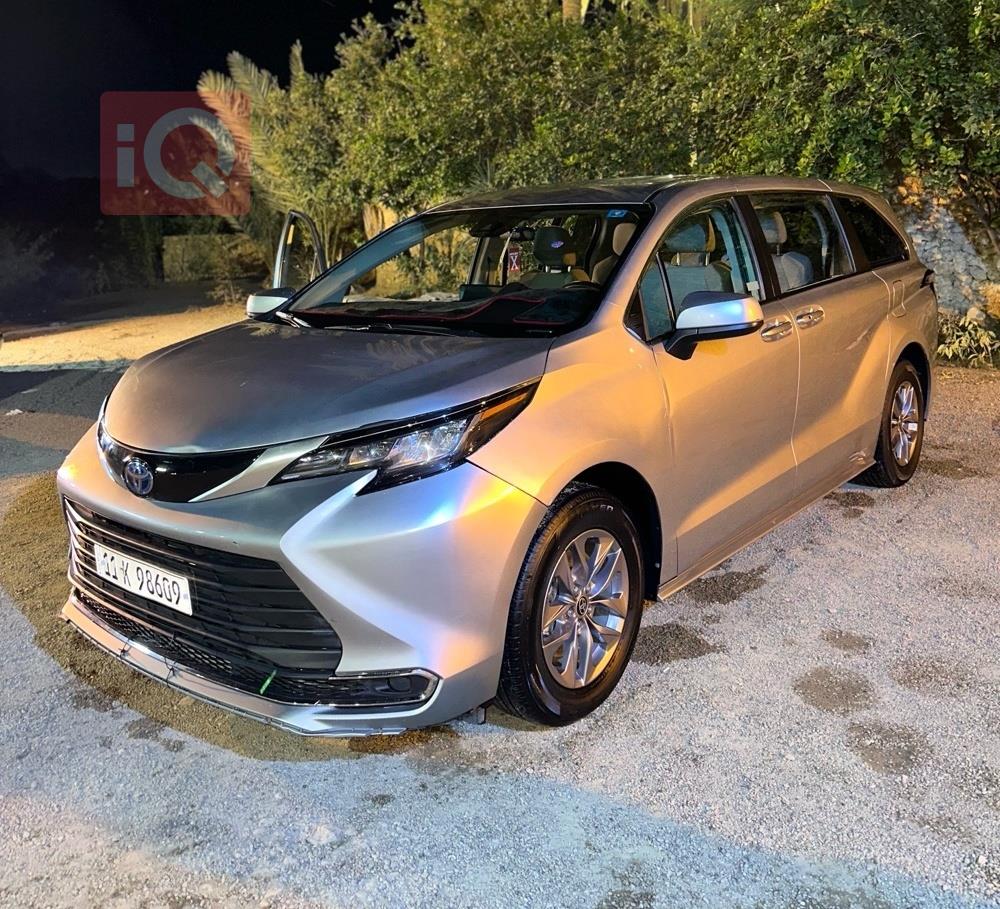 تويوتا سيينا